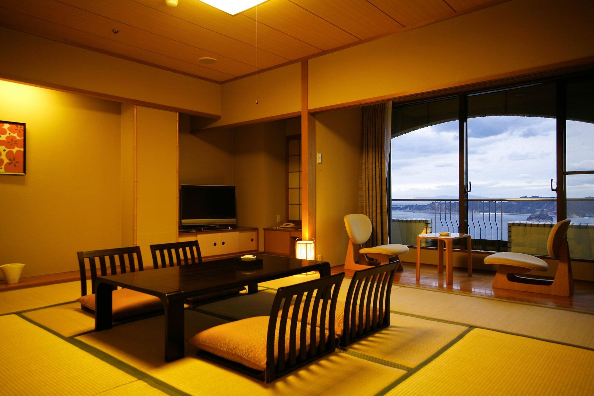 พลาซา อะวะจิชิมะ - ซุโตะโมะ ออนเซน Hotel Minamiawaji ภายนอก รูปภาพ