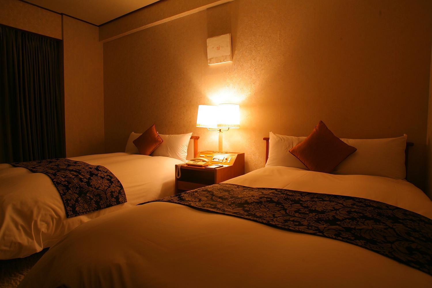 พลาซา อะวะจิชิมะ - ซุโตะโมะ ออนเซน Hotel Minamiawaji ห้อง รูปภาพ