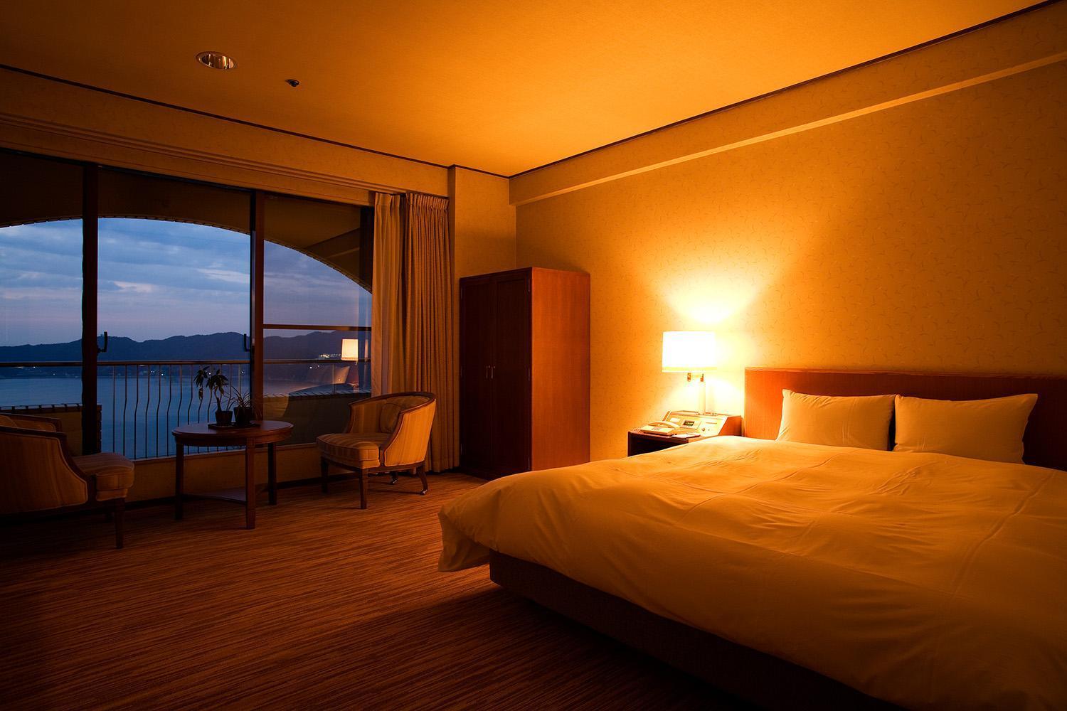 พลาซา อะวะจิชิมะ - ซุโตะโมะ ออนเซน Hotel Minamiawaji ห้อง รูปภาพ